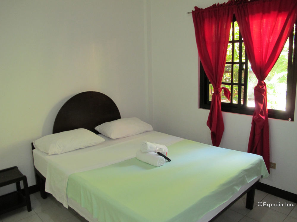 Seashore Beach Resort Puerto Galera Εξωτερικό φωτογραφία