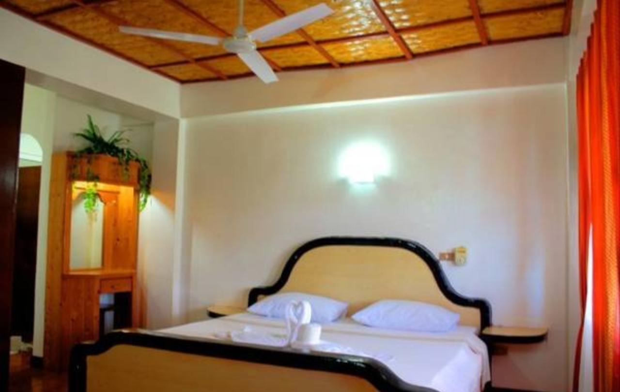 Seashore Beach Resort Puerto Galera Εξωτερικό φωτογραφία