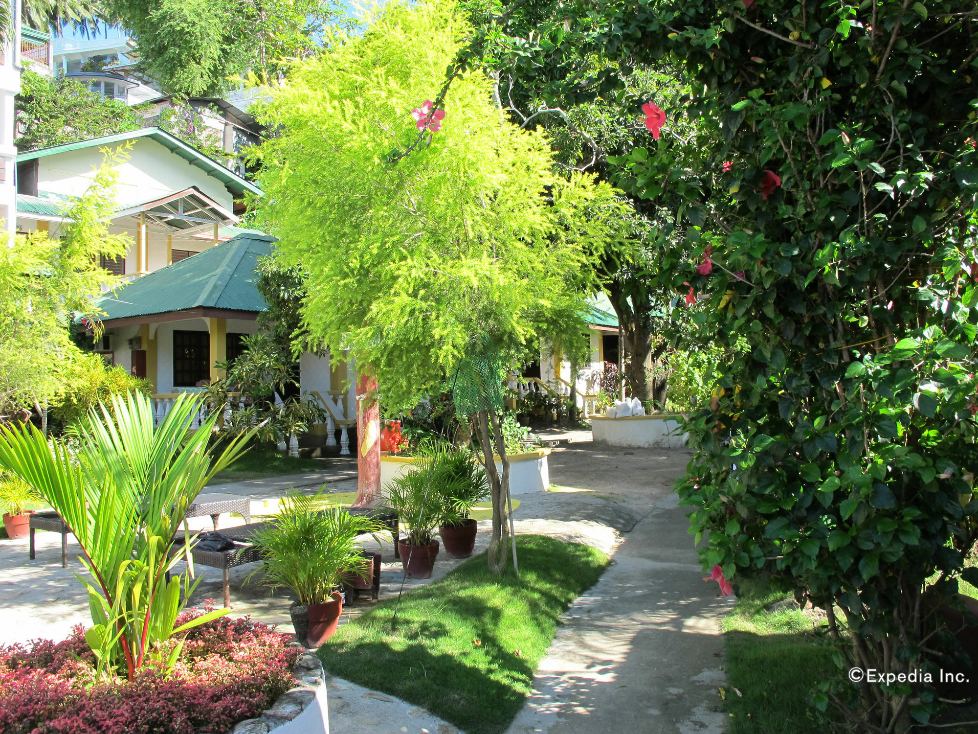 Seashore Beach Resort Puerto Galera Εξωτερικό φωτογραφία
